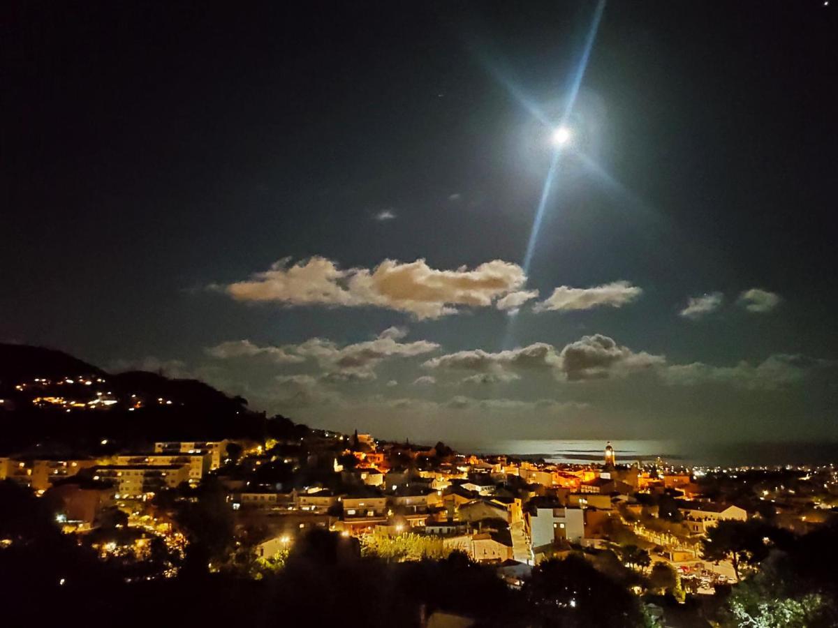 Cozy Place, Big Roof Terrace & Spectacular Views. カブリルス エクステリア 写真
